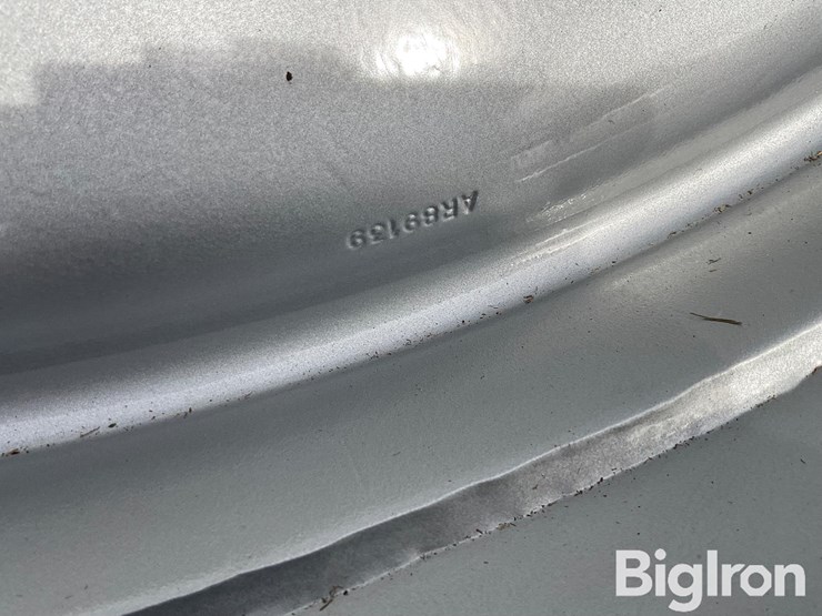 john-deere-10-image-17