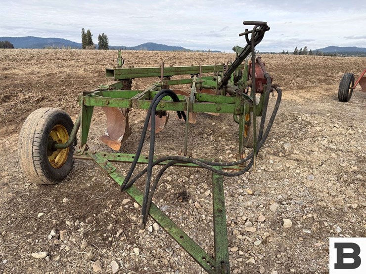 john-deere-5-image-8