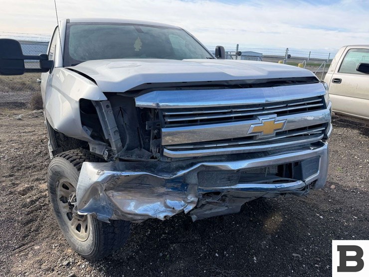 2018-chevrolet-silverado-3500-image-5