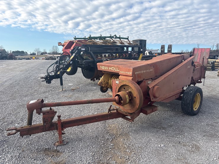 new-holland-310-image-1