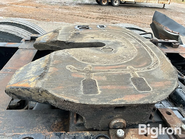 2003-mack-ch612-image-9