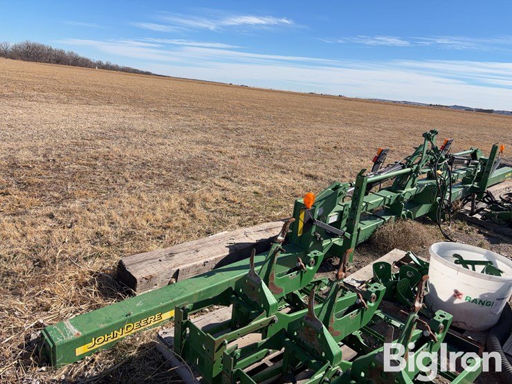 john-deere-1720-image-7