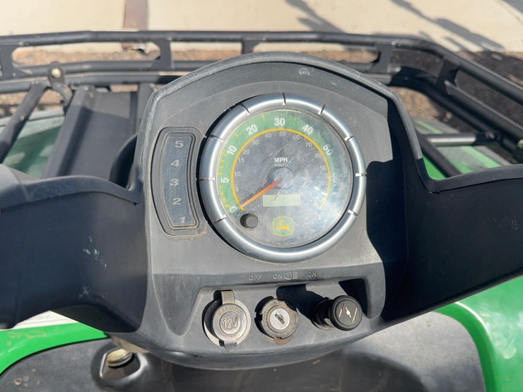 2005-john-deere-buck-500-image-15