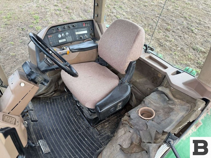 1995-john-deere-8300-image-83