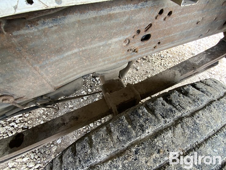 2009-gmc-sierra-2500-image-11