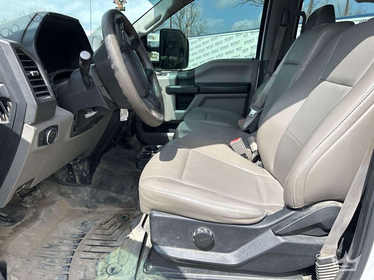 2019-ford-f250-image-13