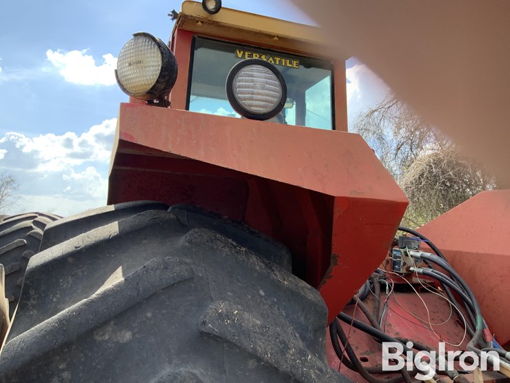 1977-versatile-950-image-17