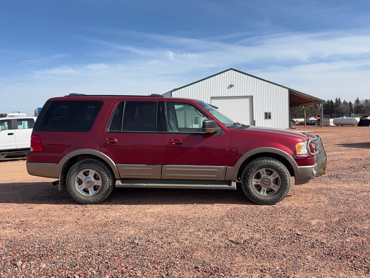 2004-ford-expedition-image-4