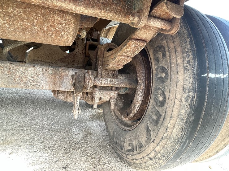 1978-fruehauf-tanker-image-89