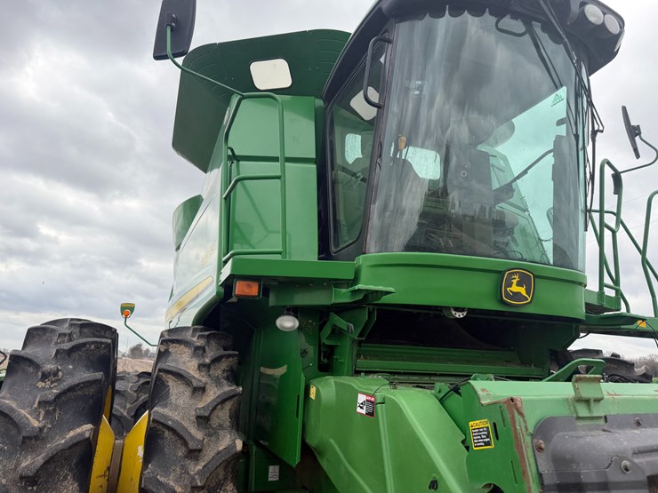 2009-john-deere-9670-sts-image-31
