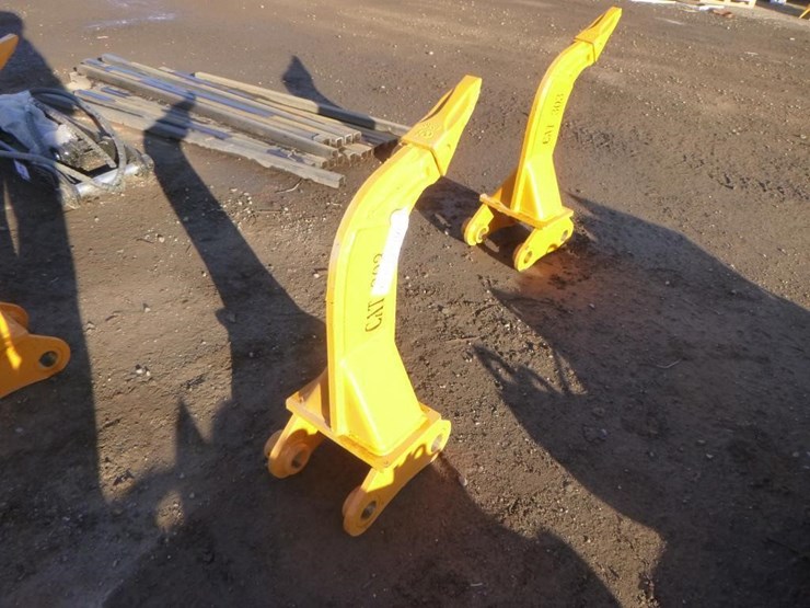 caterpillar-303-image-3