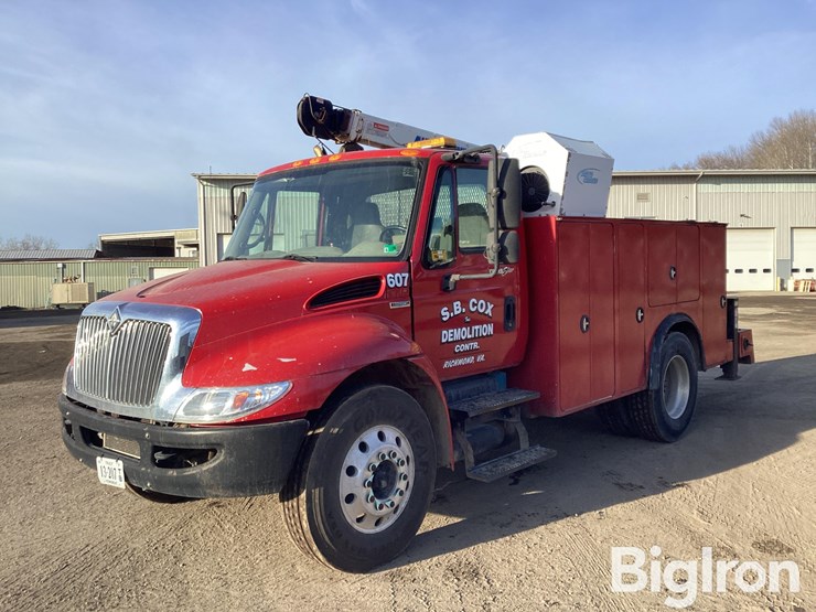 2008-international-durastar-4400-image-1