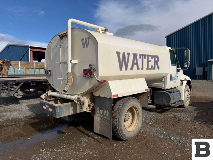 2003-international-durastar-4300-image-3