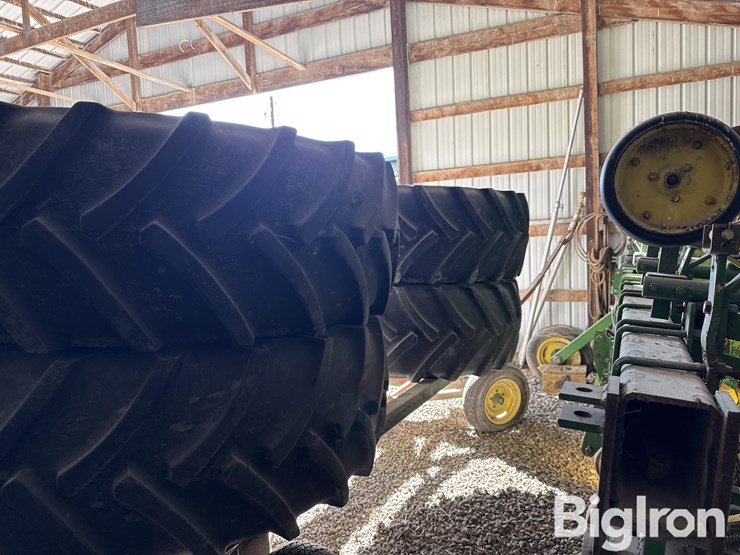 john-deere-4830-image-5