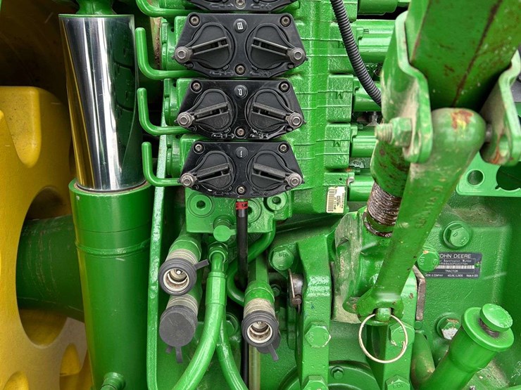 2008-john-deere-8430-image-17