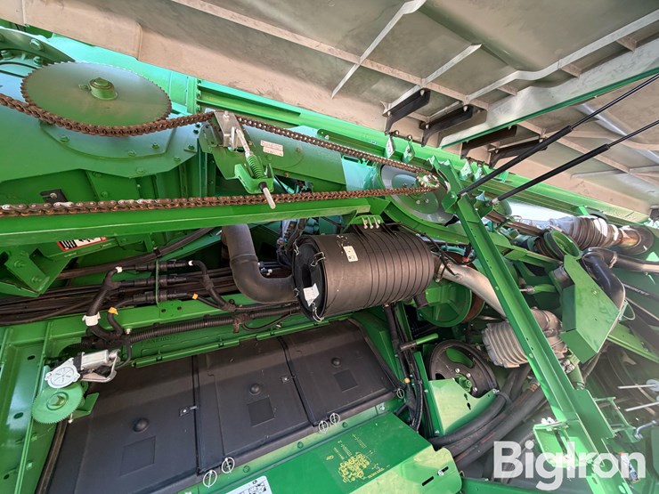 2021-john-deere-s770-image-15