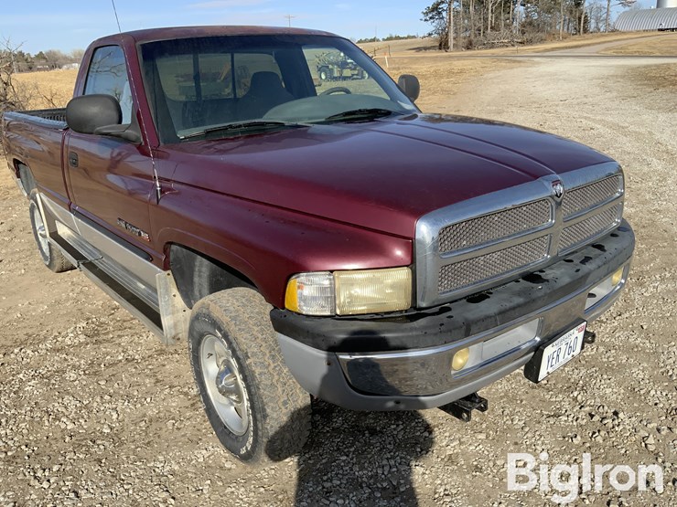 2001-dodge-ram-1500-image-13
