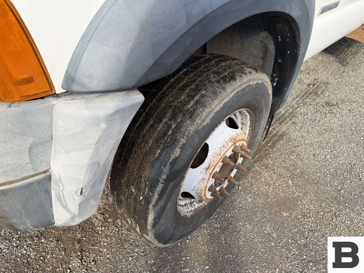 2006-ford-f550-image-19