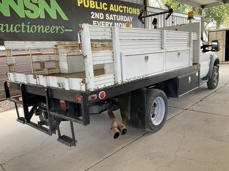 2010-ford-f550-image-7