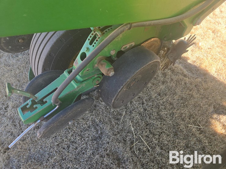 john-deere-1770-image-12