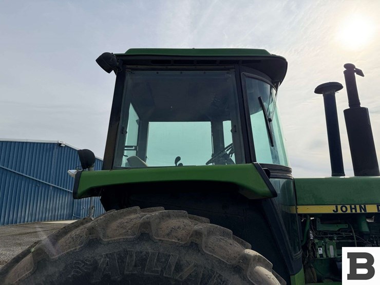 1988-john-deere-4850-image-52