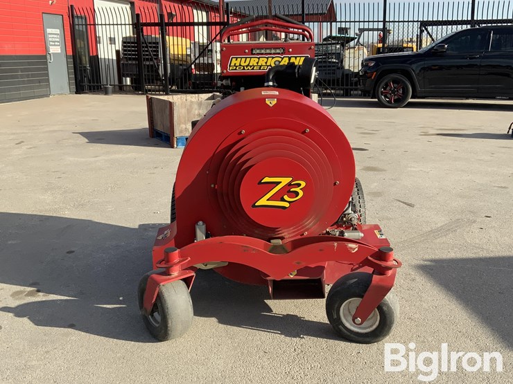 2020-massey-ferguson-730-image-2