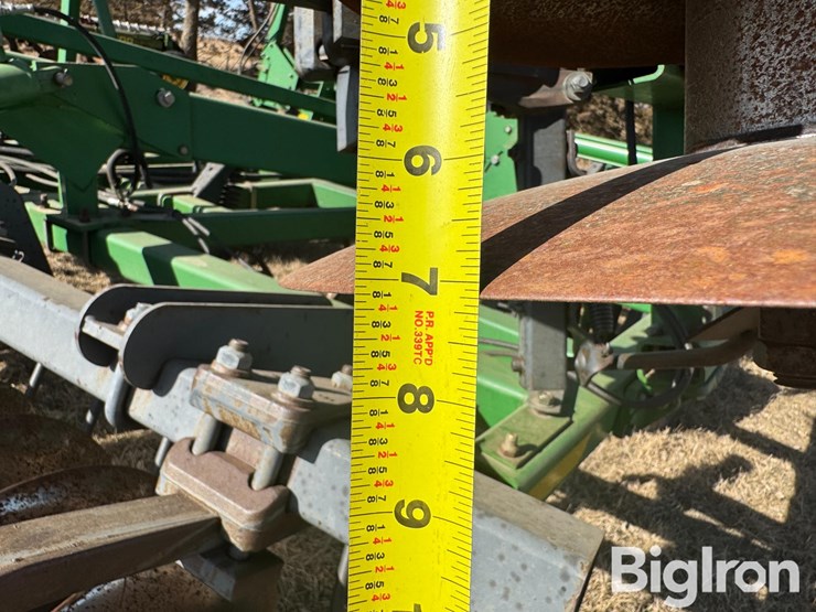 john-deere-726-image-19