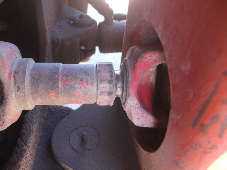 1980-versatile-875-image-36