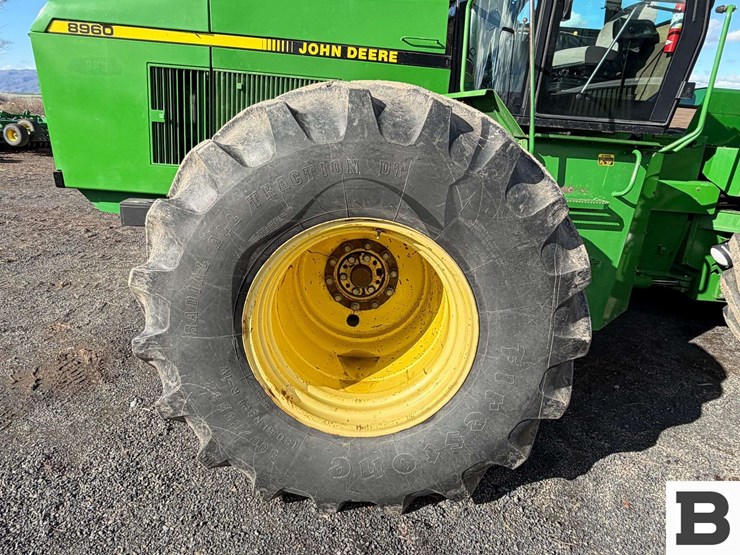 john-deere-8960-image-23