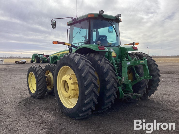 john-deere-8520-image-7