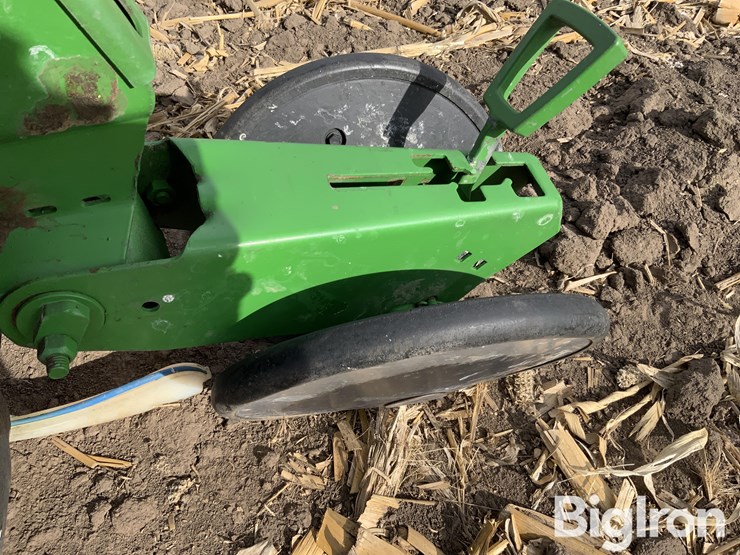 john-deere-37-image-10