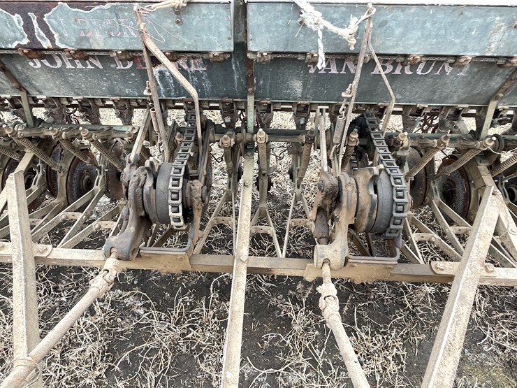 john-deere-10-image-25