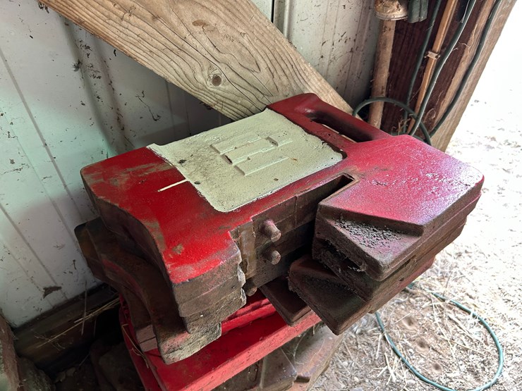 i-h-front-weights-image-1