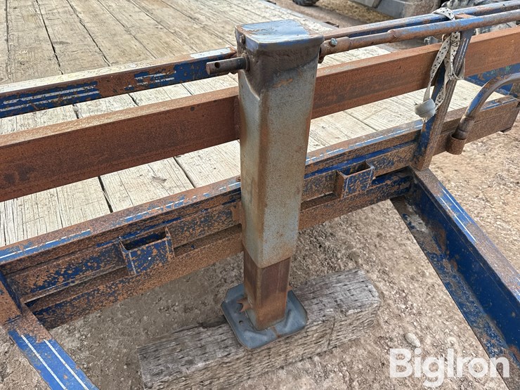 2003-titan-trailer-image-14