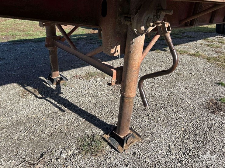 1986-trailmobile-trailer-image-12