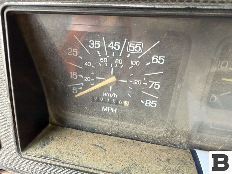 1986-ford-f700-image-41