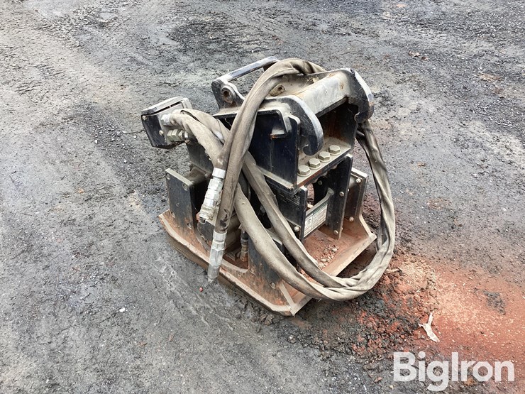 2012-bobcat-e35-image-5