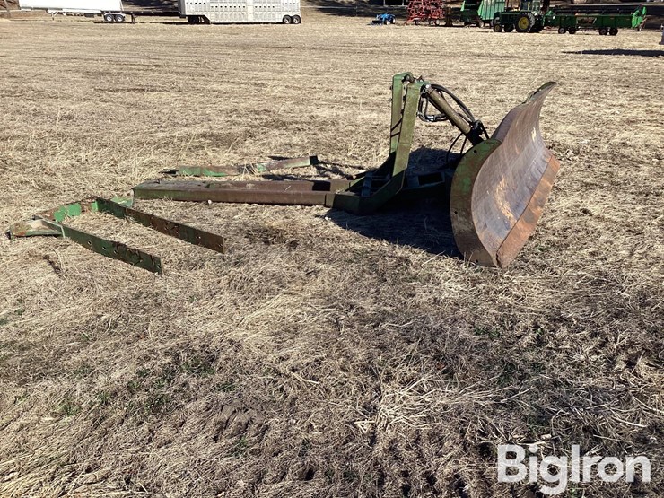 john-deere-10-image-3