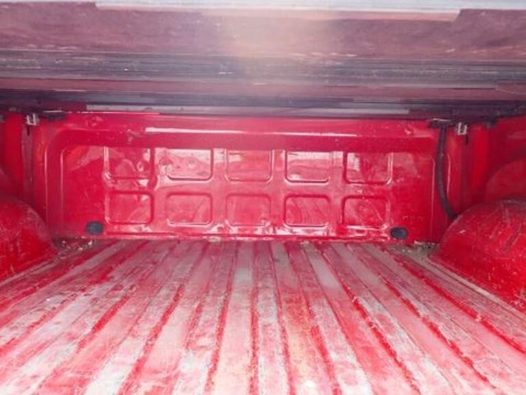 2018-dodge-ram-1500-image-32