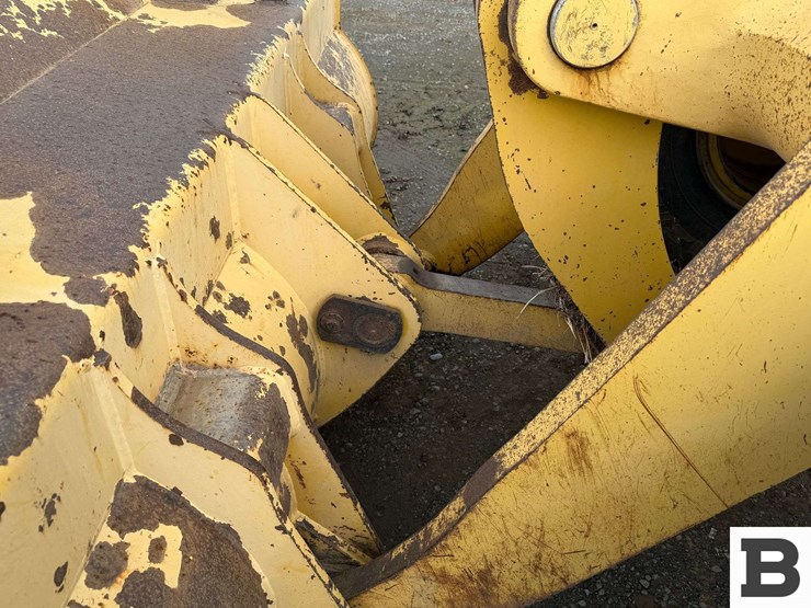 2001-komatsu-wa380-3-image-14