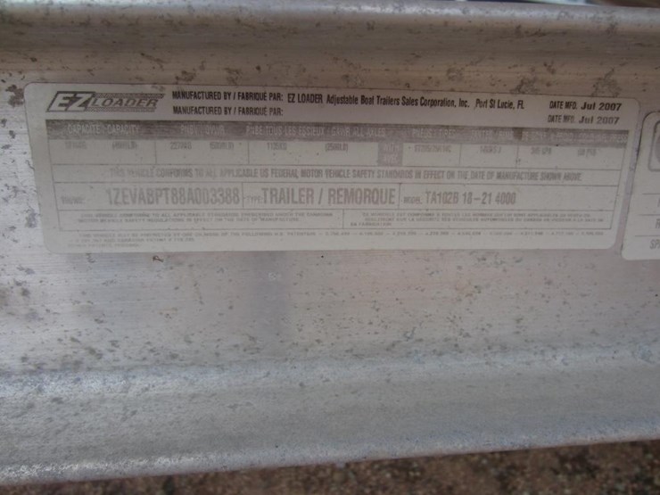 #1206-•-2002-godfrey-hurricane-20'-boat-&-trailer-(has-il-title)-(mount-prospect,-il)-image-24