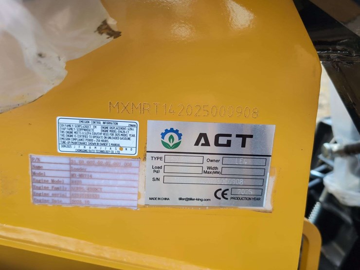 agt-mini-crawler-skid-steer-mx-mrt14-*-engine-hood-damaged-review-photos-image-11