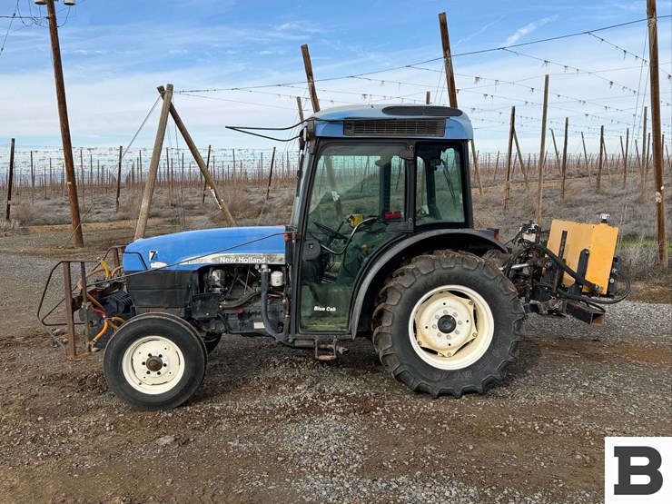 2008-new-holland-tn85fa-image-2