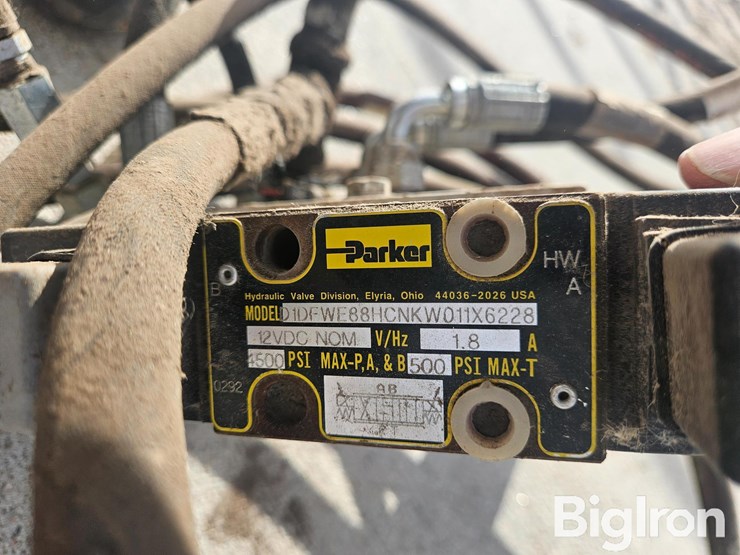 john-deere-8000-image-6