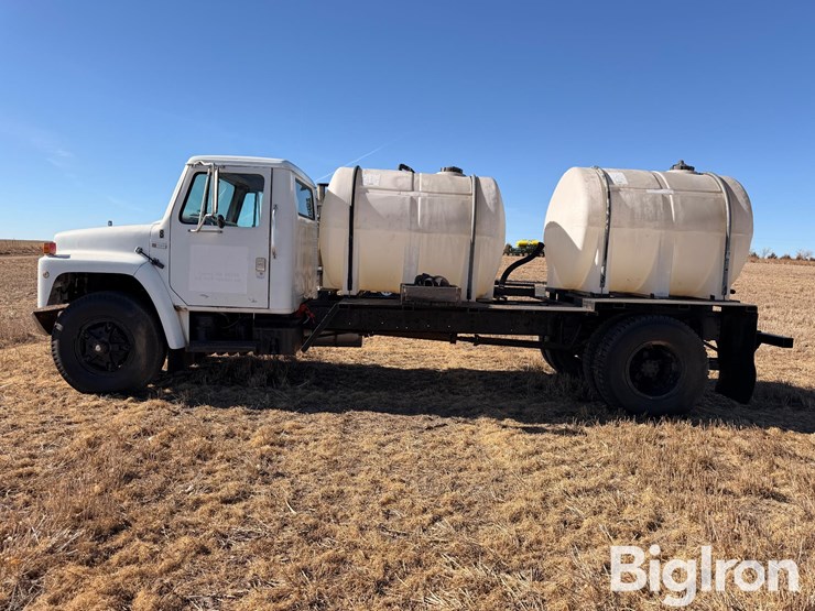 1981-international-1854s-image-8