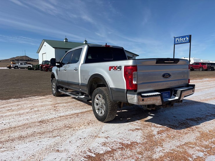 2017-ford-f250-image-8