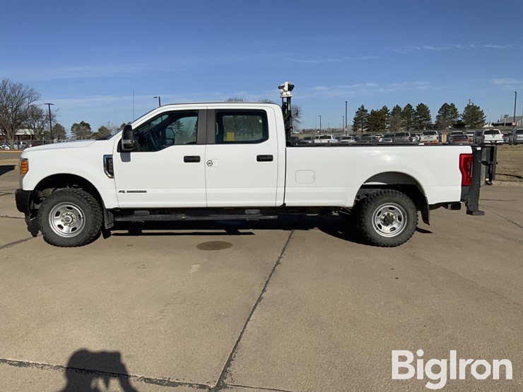 2017-ford-f350-image-8