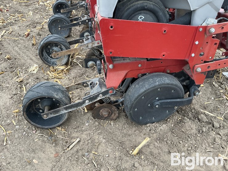 case-ih-1200-image-16