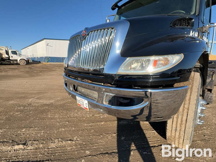 2012-international-durastar-4300-image-10