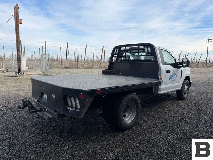 2019-ford-f350-image-9